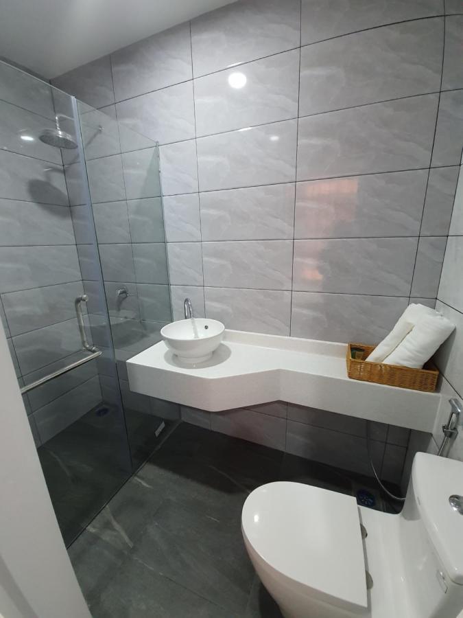 Paradian Hotel 세렘반 외부 사진