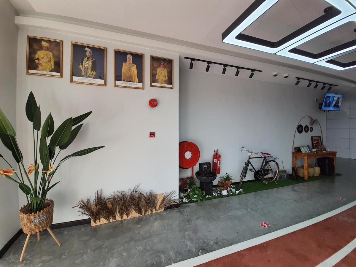Paradian Hotel 세렘반 외부 사진