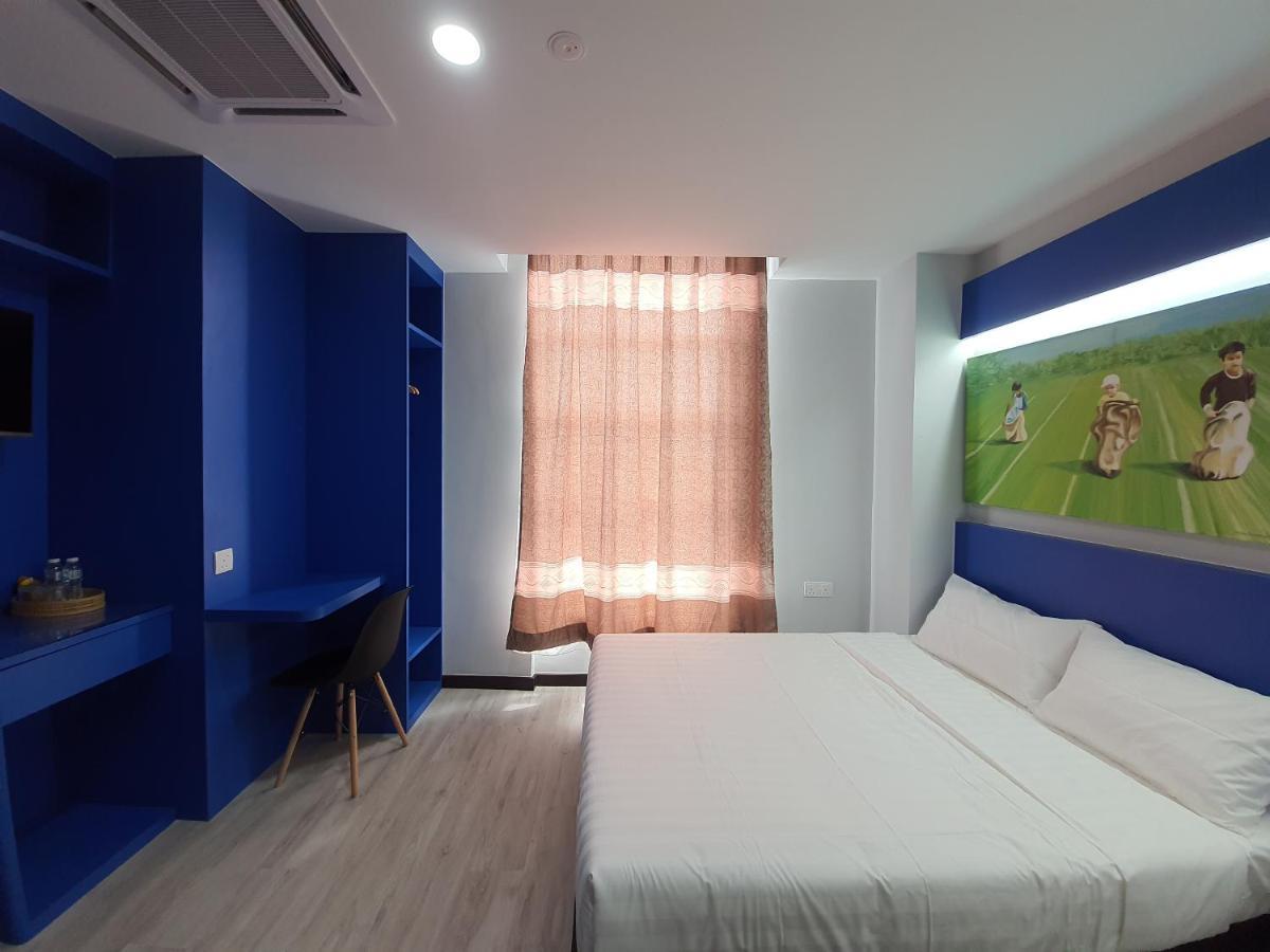Paradian Hotel 세렘반 외부 사진